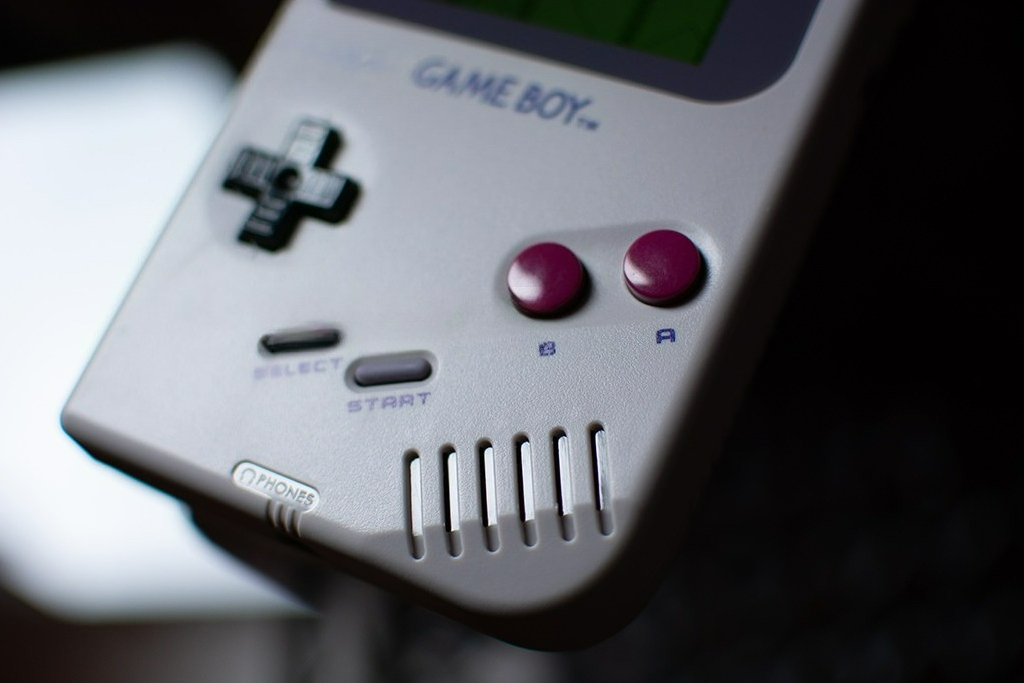 Japonya Orjinal Game Boy DMG-0 - Retro Handheld Console incelemesi ve fiyatı